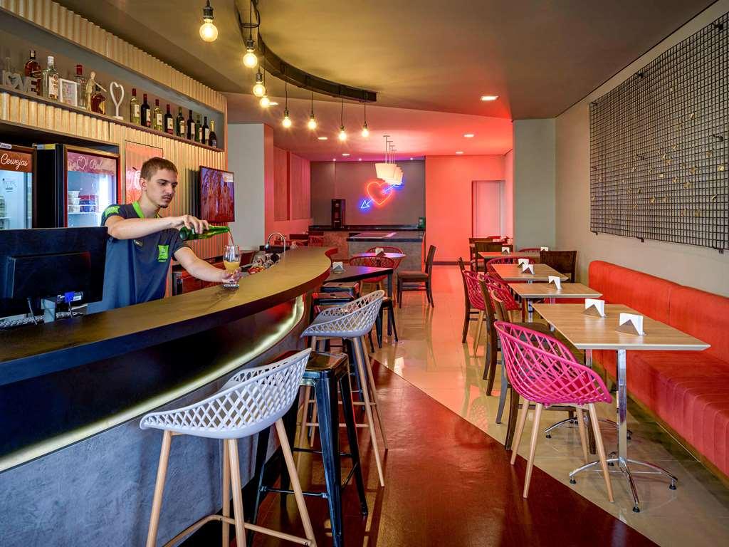 Golden Tower Express Franca By Fenix Hoteis Restaurant billede